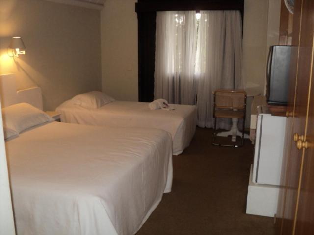Laje De Pedra Hotel & Resort Канела Экстерьер фото
